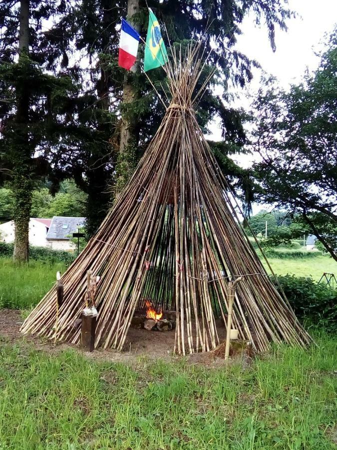 Roulotte Maisonthiers Blanot  외부 사진