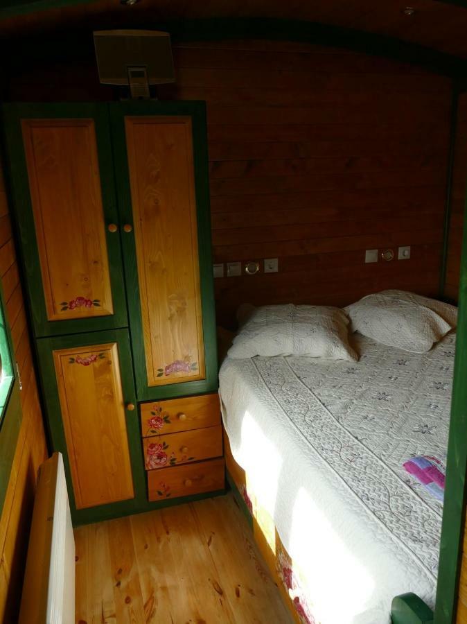 Roulotte Maisonthiers Blanot  외부 사진