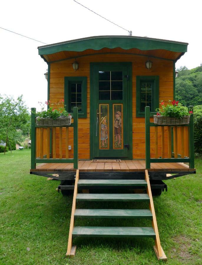 Roulotte Maisonthiers Blanot  외부 사진